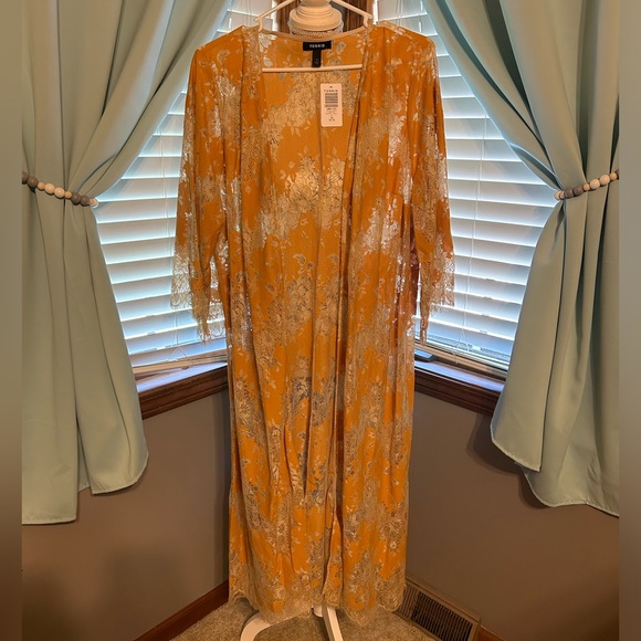 Torrid Lace Maxi Kimono - Picture 2 of 6
